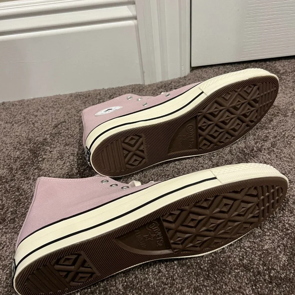 Mens lilac converse never worn size 11 - Picture 3 of 4